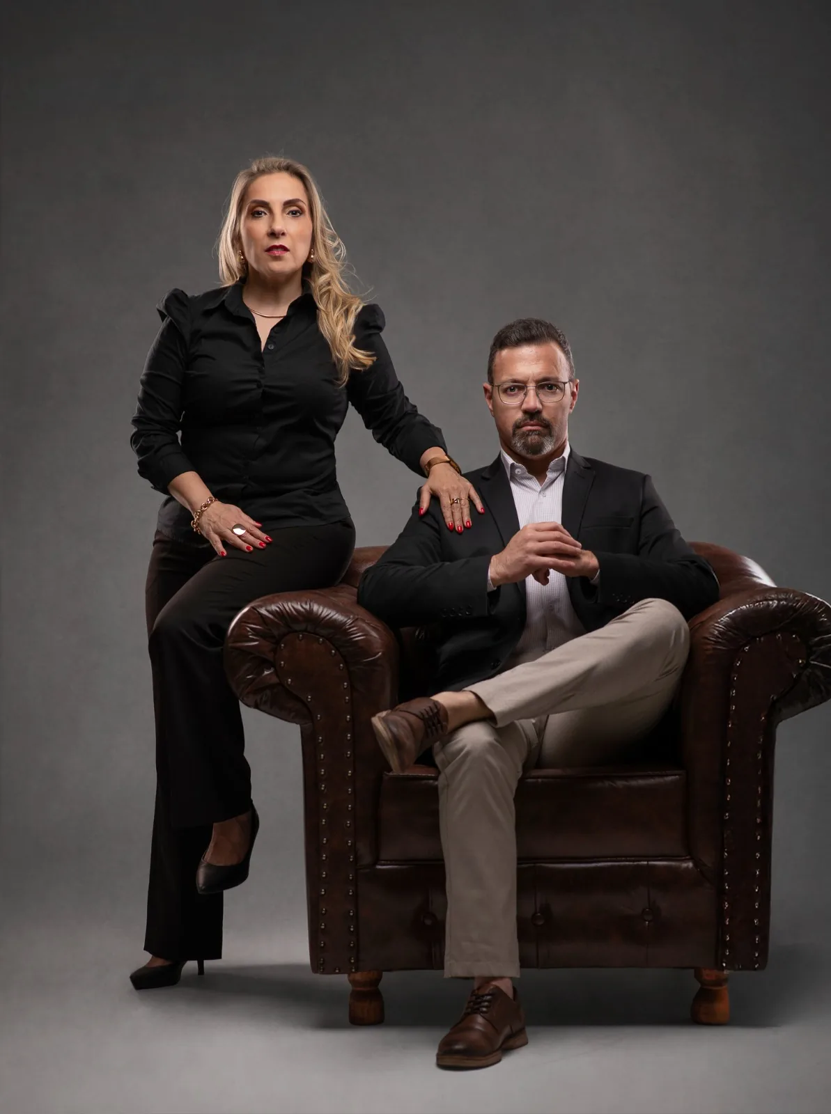 Paola e equipe da Meu Agro Mais em ensaio institucional.